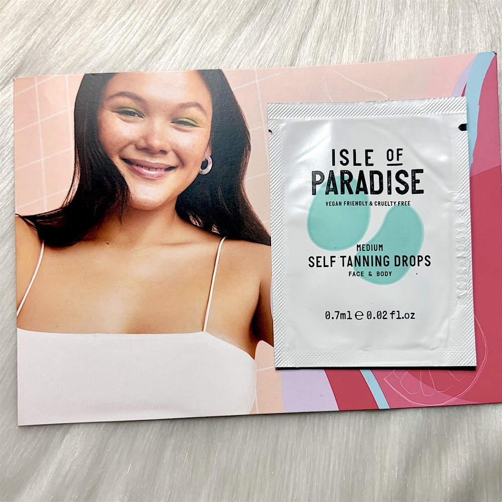 FREE Isle of Paradise Medium Self Tanning Drops Face & Body Sample